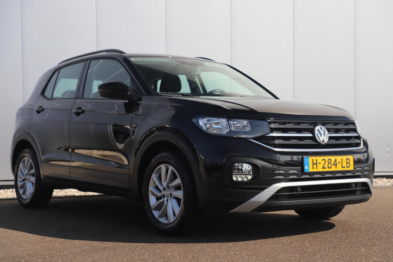 Volkswagen T-Cross 1.0 TSI Life Airco Stoelverwarming Parkeersensors Adaptive Cruise 16 inch LMV Radio Bluetooth | Carplay Android Mogelijkheid