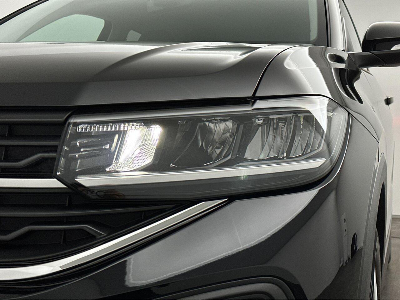 Volkswagen T-Cross Life Edition 1.0 70 kW / 95 pk TSI SUV 5 versn. Ha