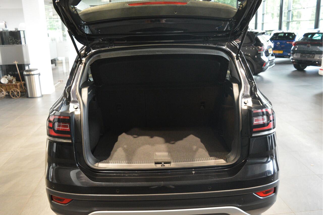 Volkswagen T-Cross 1.0 TSI Style clima cruise app connect pdc 18 inch !!