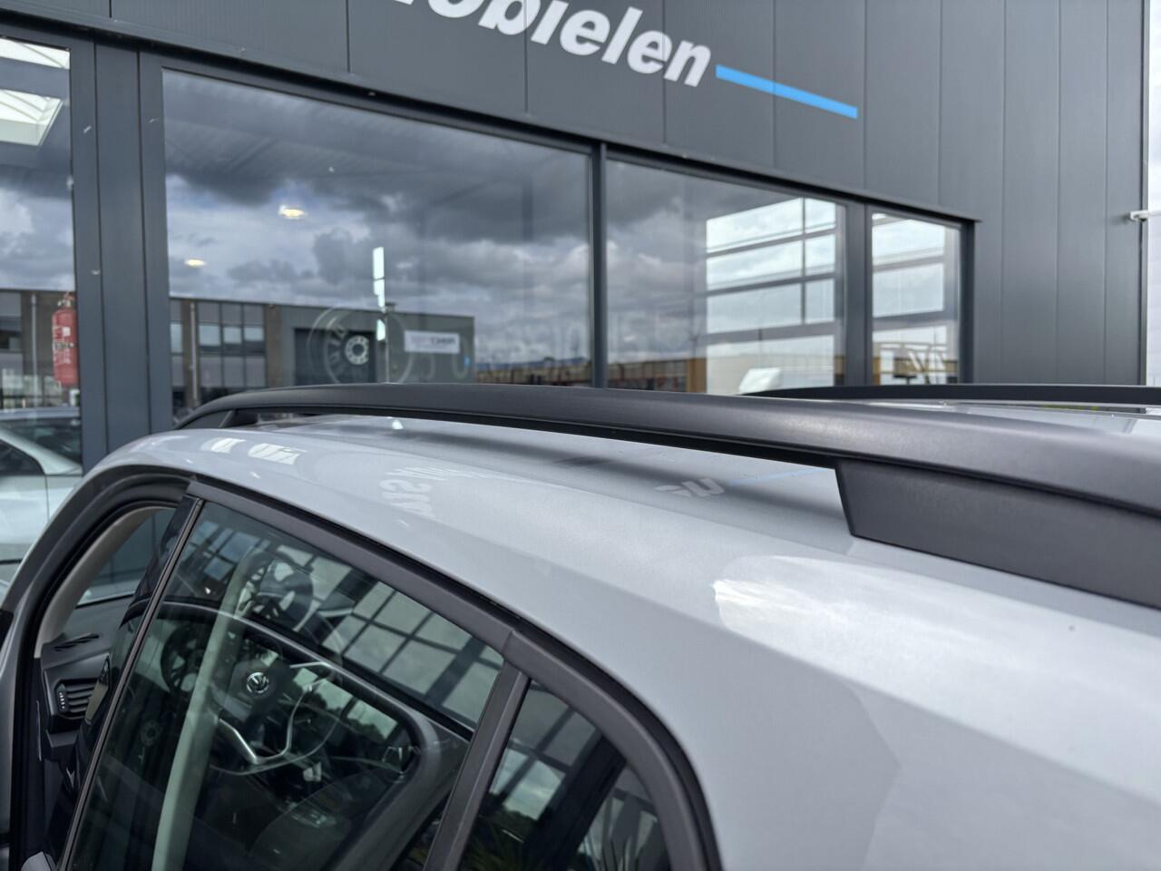 Volkswagen T-Cross 1.0 TSI Life Stoelverwarming, App-Connect & Camera