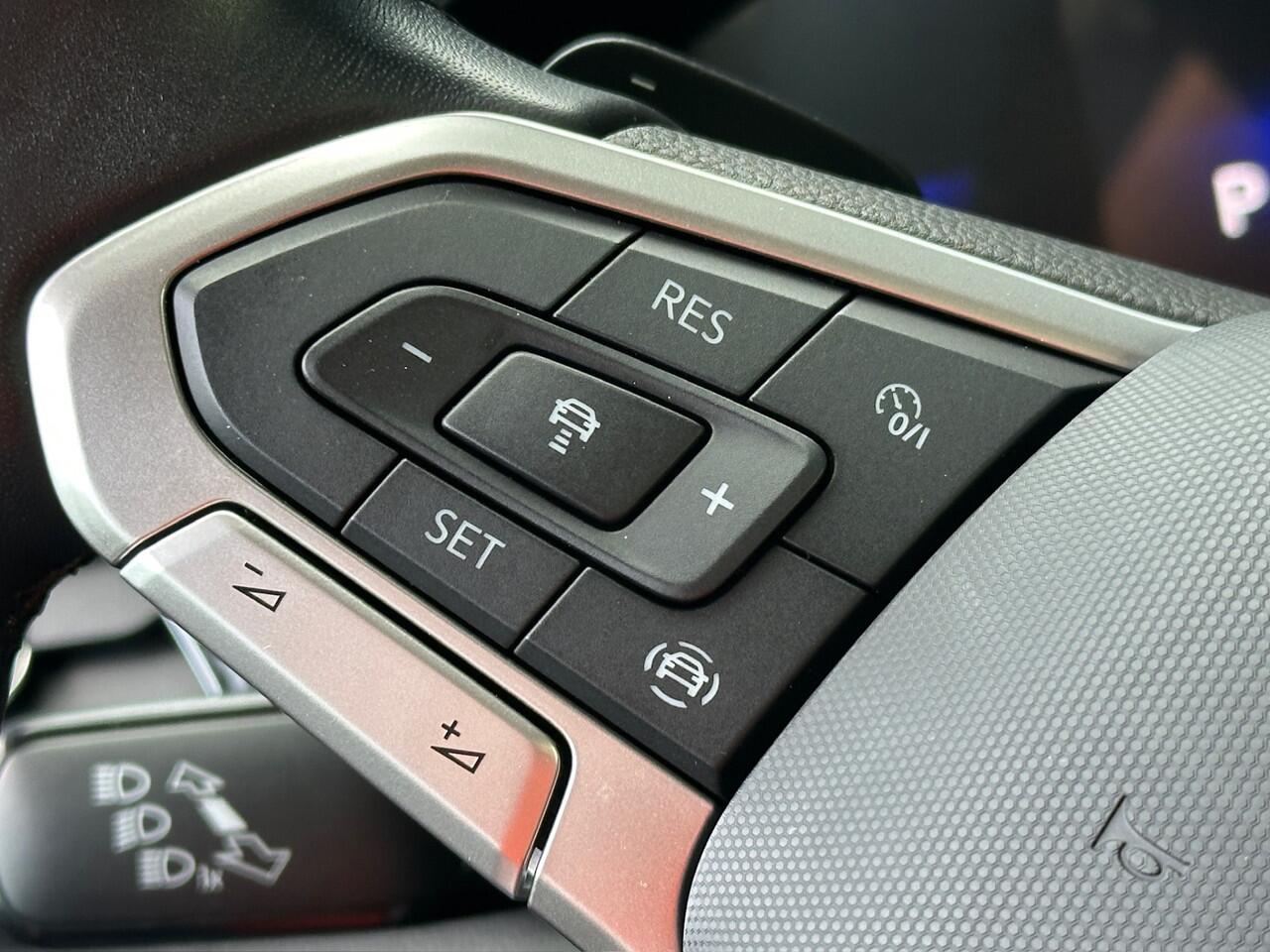 Volkswagen T-Cross 1.0 TSI 111pk DSG Style | Camera | Adapt. Cruise | Carplay | Rijklaar incl. 1 jaar Bovag garantie