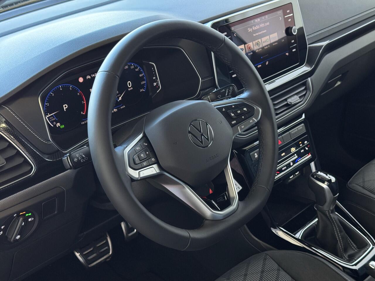 Volkswagen T-Cross ? NIEUWE AUTO ? 1.5 TSI 150PK R-LINE EDITION TREKHAAK LED 18''LMV IQ CAMERA STOELVERW BLINDSPOT ?2025? ?Top Auto's Wijchen , 30 Jaar Specialist in Volkswagen : Alle Type's : R-Line Edition / Style / First Edition / Highline / Life , Zowel PHEV / HEV / MH