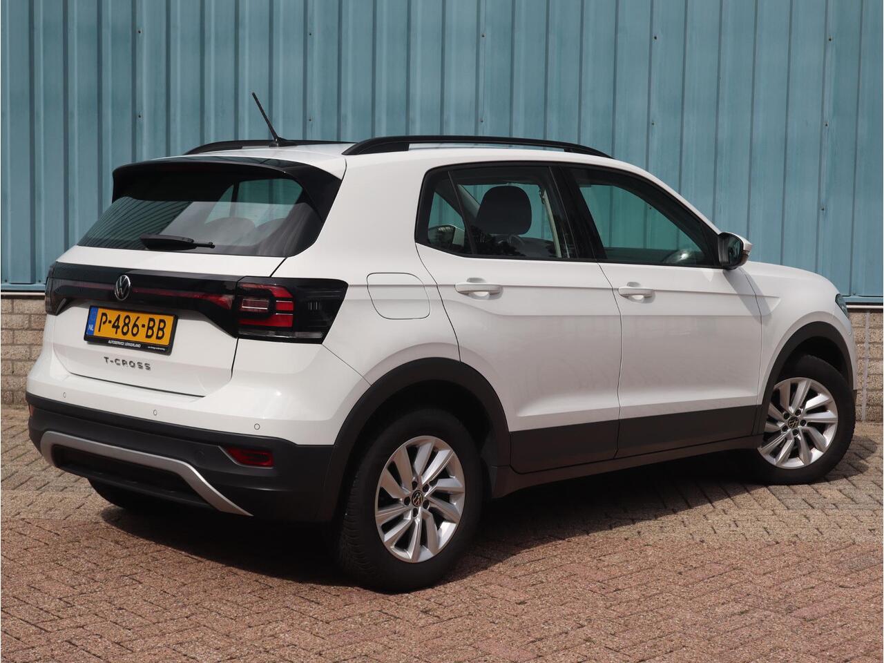Volkswagen T-Cross Go 1.0 TSI 95pk | APPLE CARPLAY / ANDROID AUTO | AIRCO |