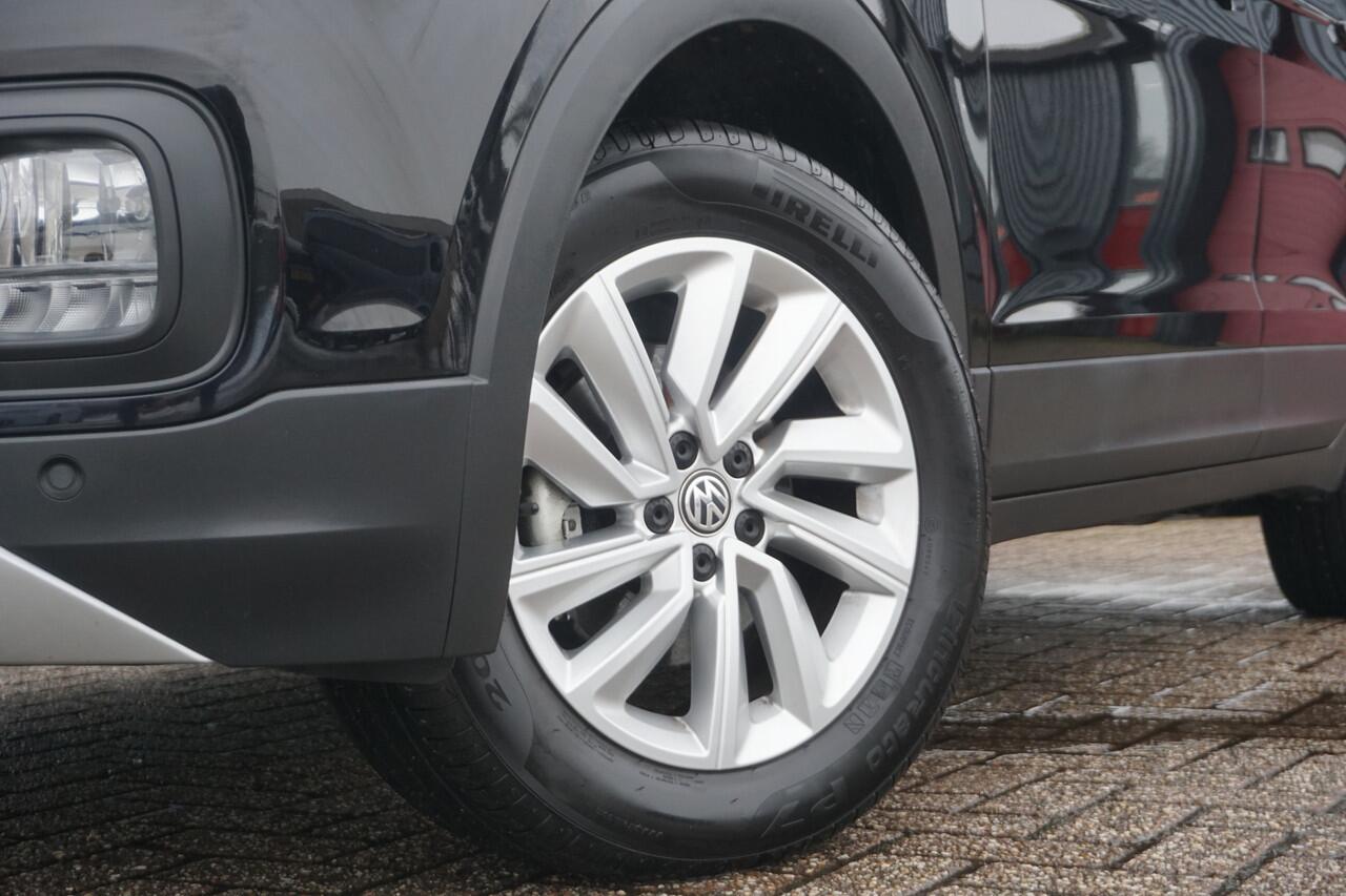 Volkswagen T-Cross 1.0 TSI Life | CLIMATE | TREKHAAK | CARPLAY/ NAVI | ACC |