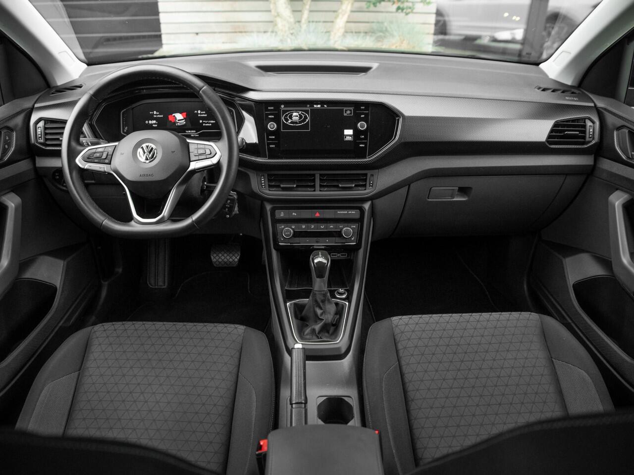 Volkswagen T-Cross 1.0 TSI Life / R Line / LED / ACC / Virtual Cockpit / 17" LMV / Stoelverwarming