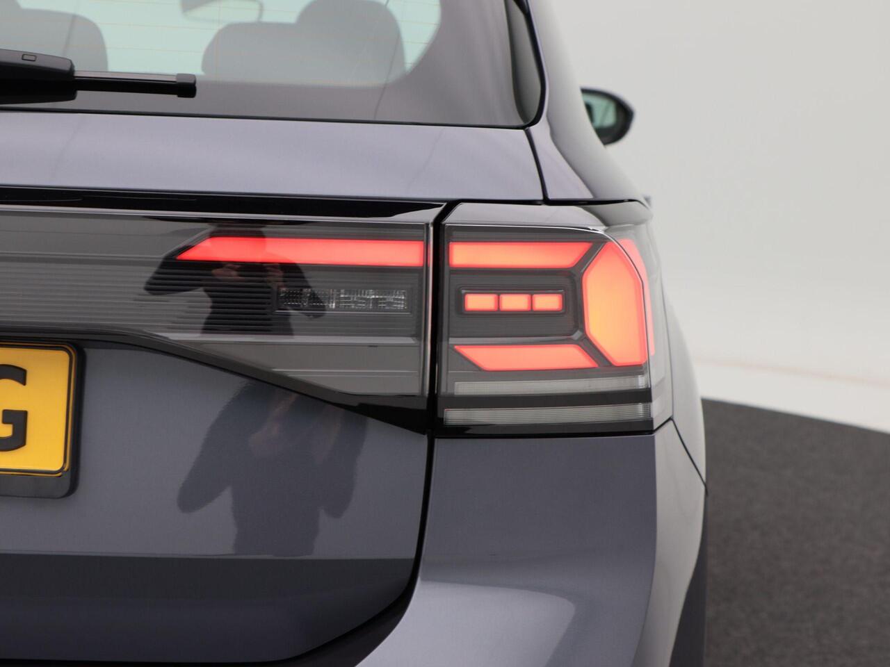 Volkswagen T-Cross 1.0 TSi | Digitaal Dashboard | Parkeersensoren | Airco | Carplay | Cruise Control | 16.084 Km!!