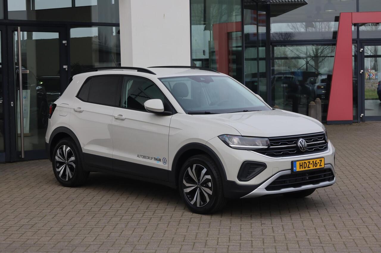Volkswagen T-Cross 1.0 TSI Life Edition 95PK / 70kW, 17" 'Manila' LMV, LED koplampverlichting, Multimedia pakket (navigatie 'discover media', verkeerstekenherkenning, Apple Carplay / Android Auto, telefoon draadloos oplaadbaar), Comfort Pakket (parkeersensoren vóór en achte