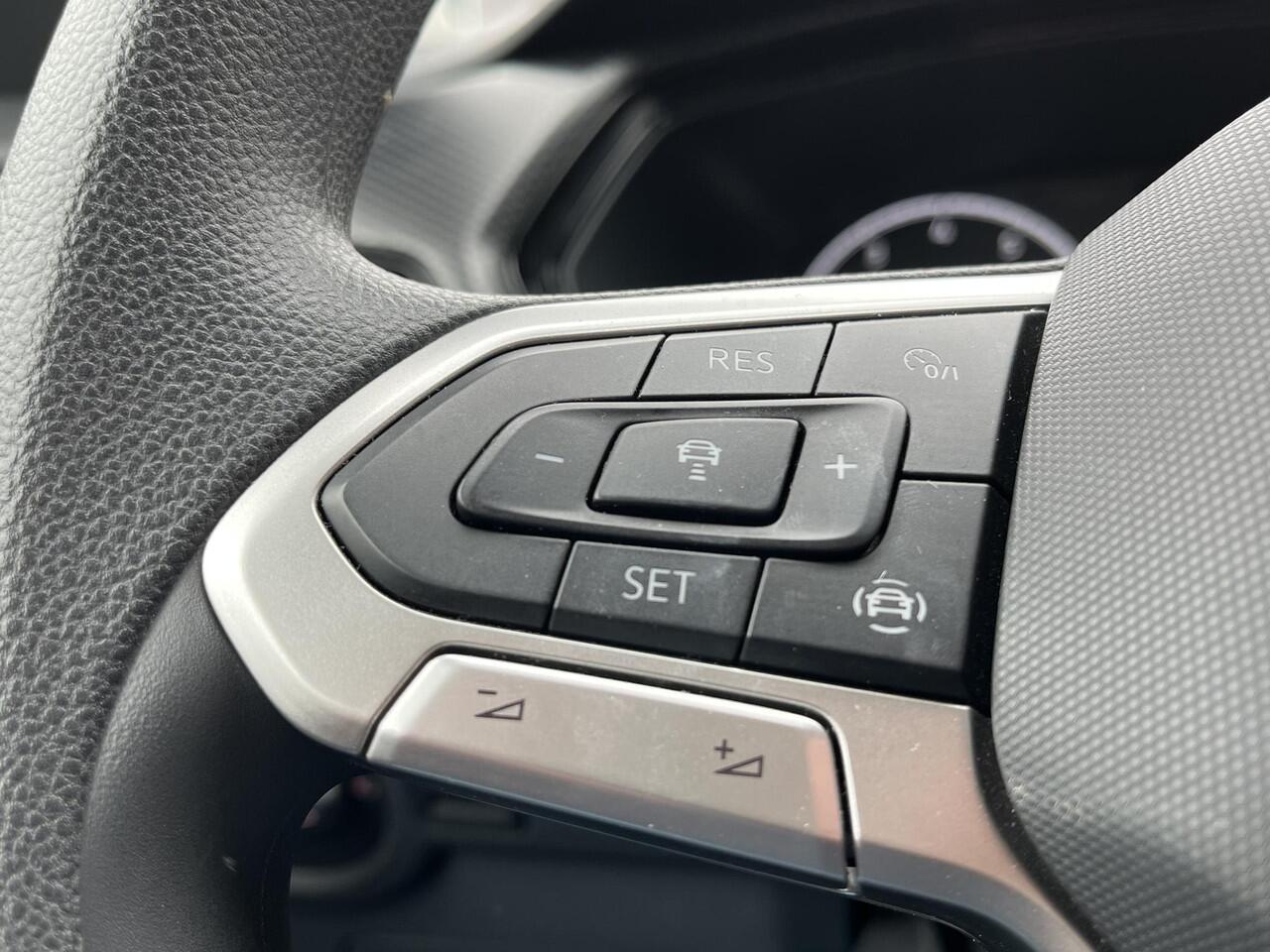 Volkswagen T-Cross 1.0 TSi DSG Life | CLIMA | STOELVERW. |