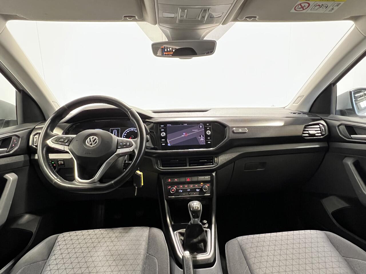 Volkswagen T-Cross 1.0 TSI Life | Navigatie/Android/Apple Carplay | LM Velgen 16" | Cruise Control Adaptief | PDC Voor en Achter | Airco |