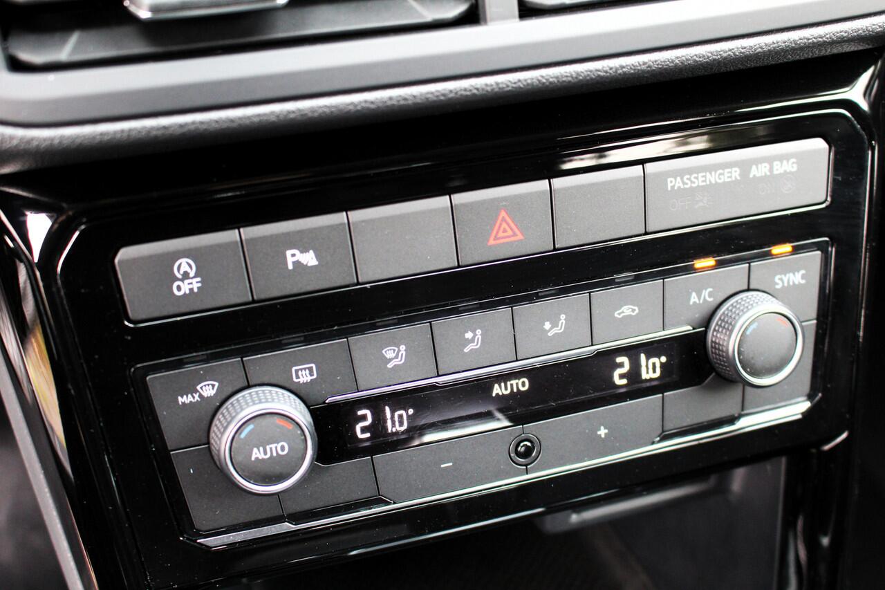 Volkswagen T-Cross 1.5 TSI Style Business I NAVI I ADP. CRUISE I CAMERA I