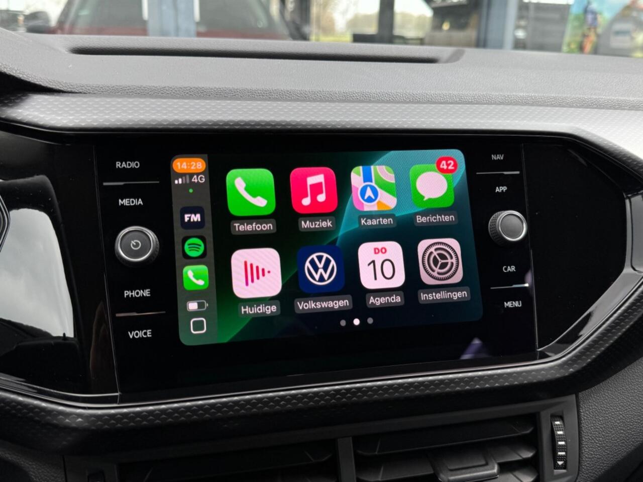 Volkswagen T-Cross 1.0 TSI 110 pk Life Navi/Apple/Android - digital cockpi