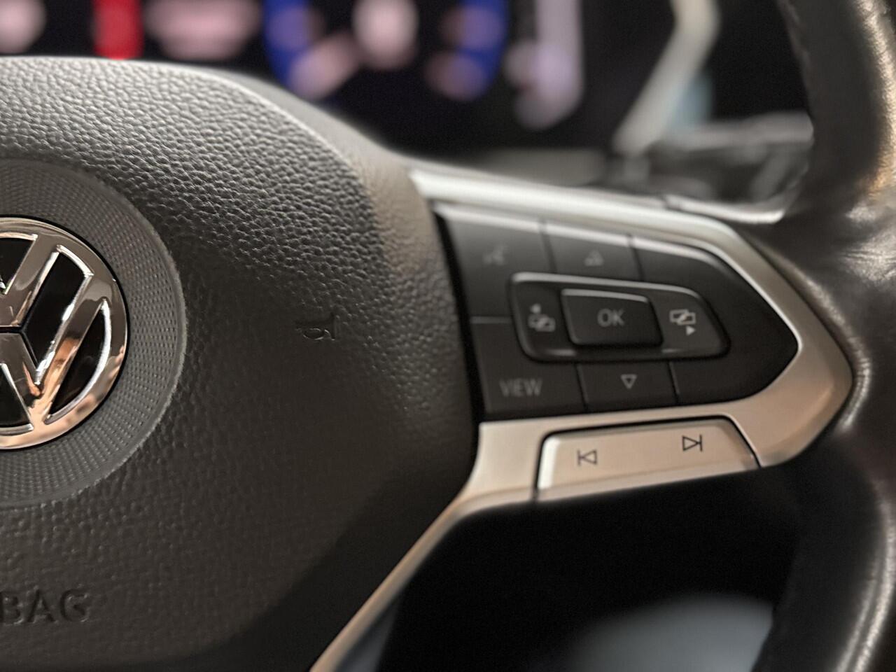 Volkswagen T-Cross 1.0 TSI DSG Automaat Style R Climat Parking Winter Dodehoek Digi Dash Dealeronderhouden