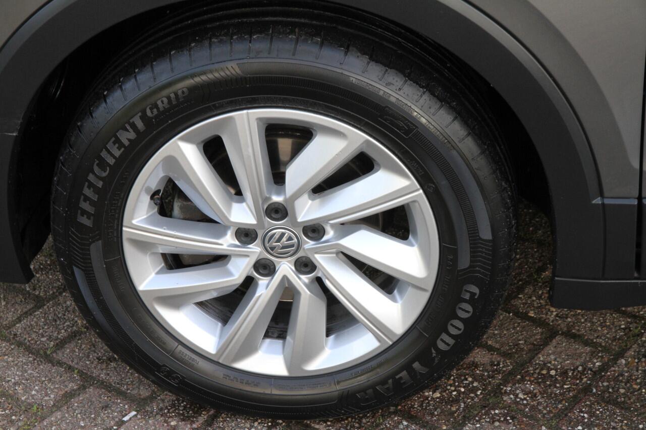 Volkswagen T-Cross 1.0 TSI Life Business Achteruitrijcamera