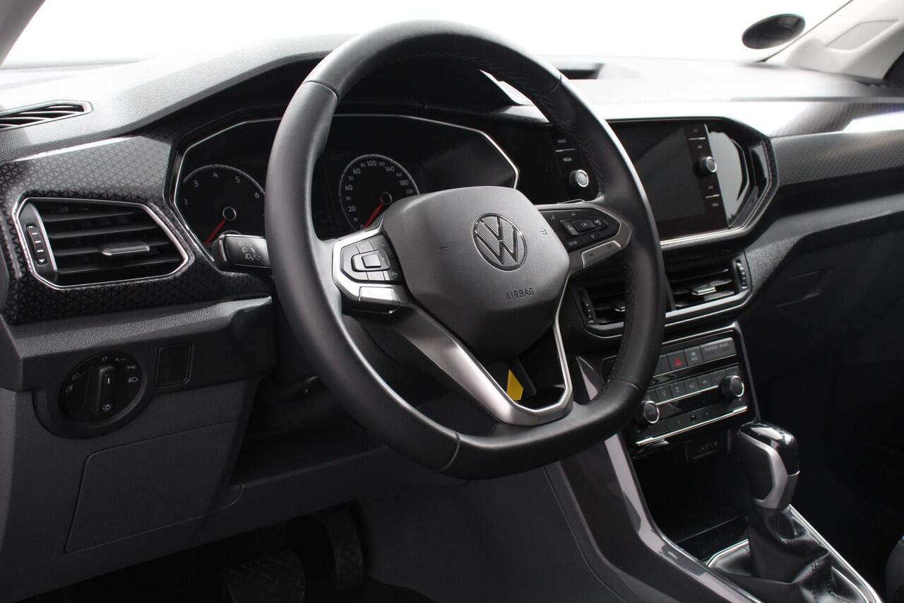 Volkswagen T-Cross 1.0 TSI 110pk DSG Style | Navigatie | Apple Carplay/Android Auto | Climate Control | Camera | Extra Getint Glas | Adaptive Cruise Control