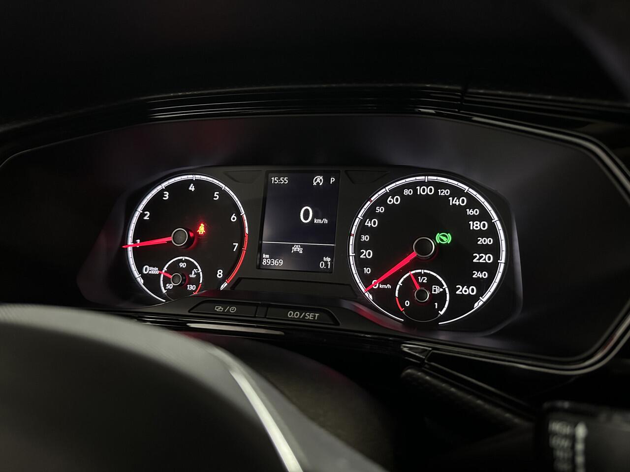 Volkswagen T-Cross 1.0 TSI Style DSG - Carplay / PDC / Lane assist