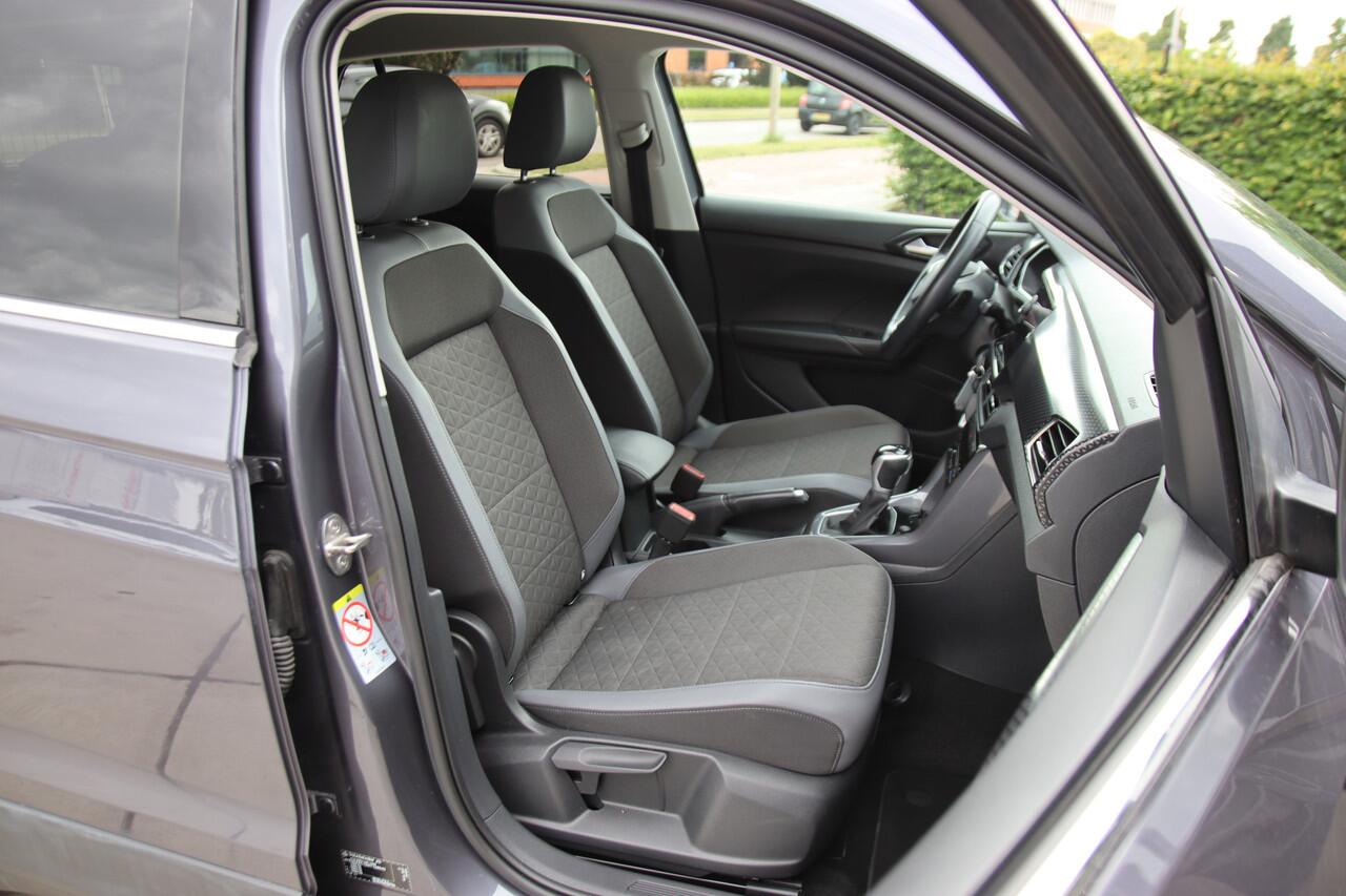 Volkswagen T-Cross 1.5 TSI Style FULL LED, DSG, Winter pakket, BOMVOL! Aanbieding!