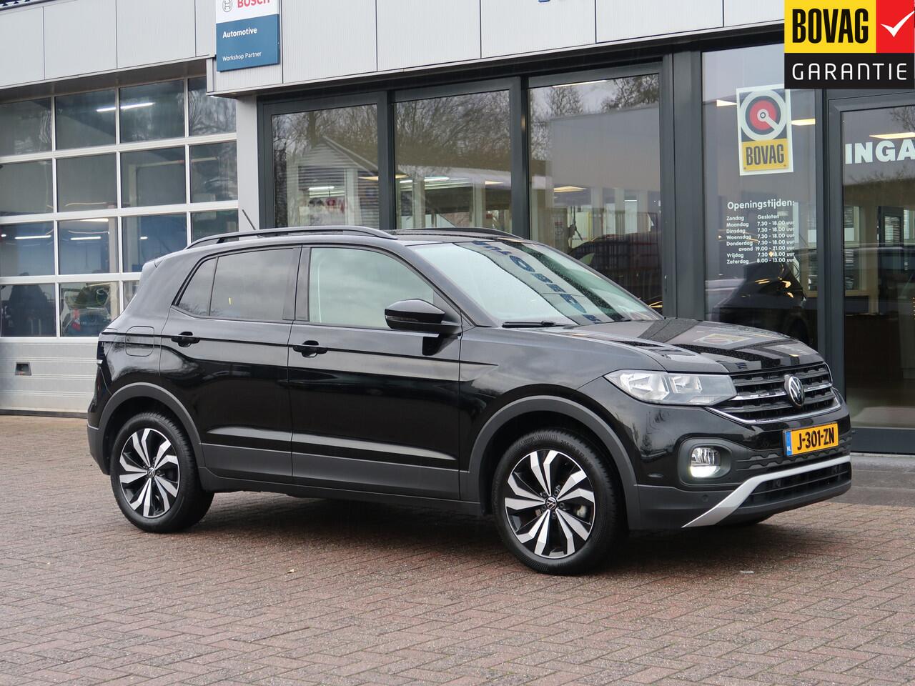 Volkswagen T-Cross 1.0 TSI Life Business | Climate Control | Parkeersensoren | 17 inch |