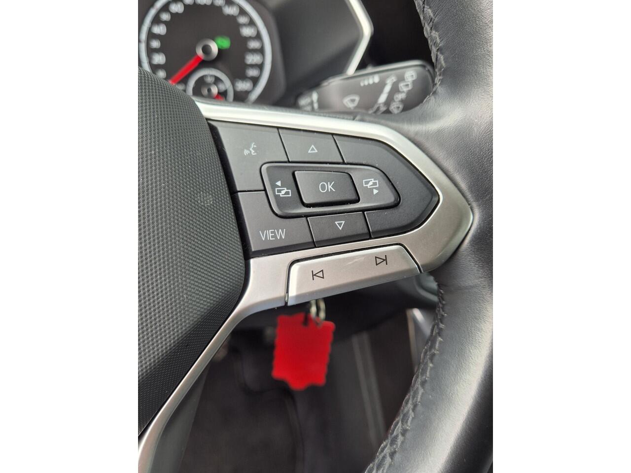 Volkswagen T-Cross 1.0 TSI Carplay !! AUTOMAAT!!! LUXE