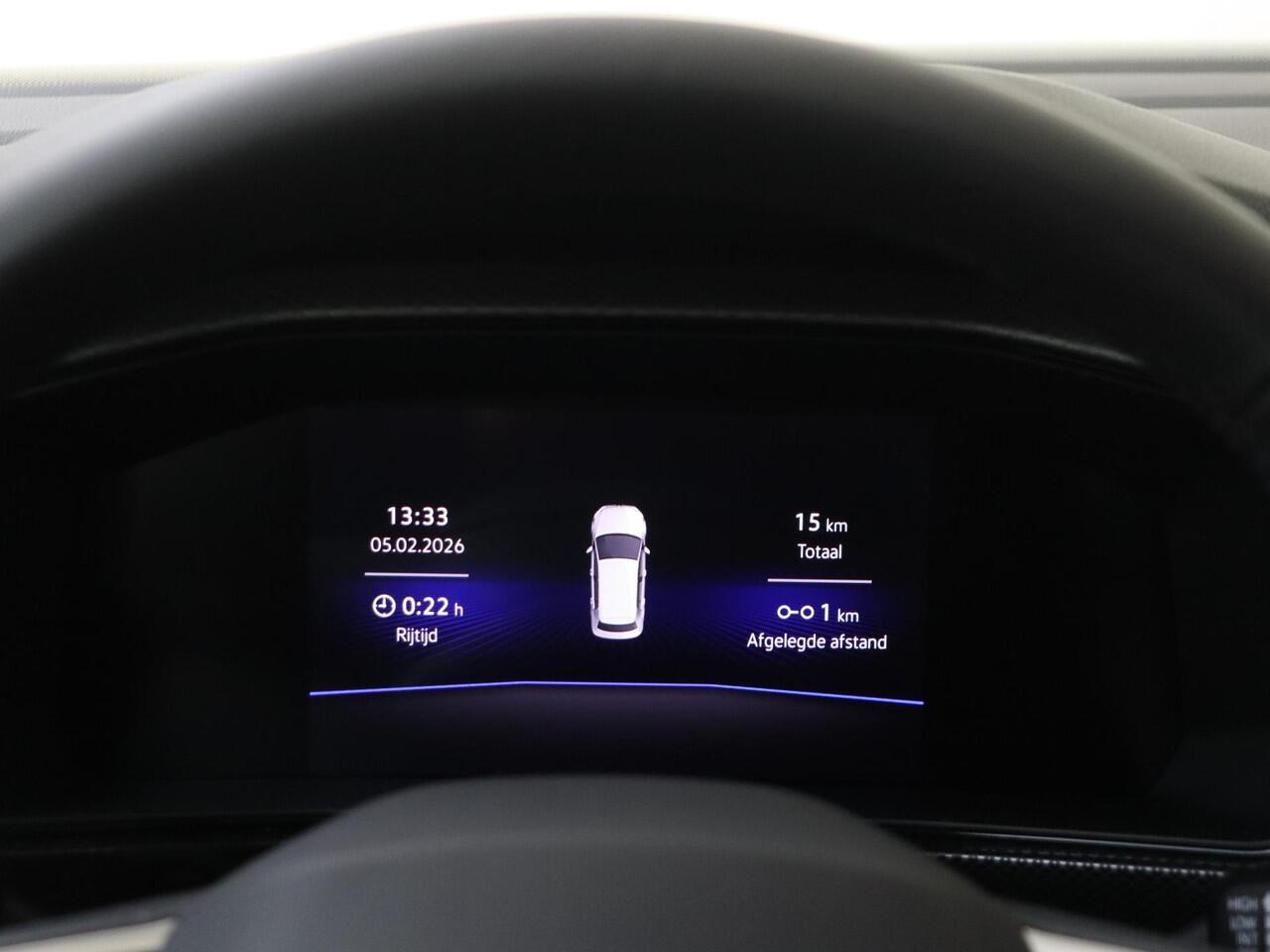 Volkswagen T-Cross Life Edition | 'App-Connect' draadloze smartphone integratie | Achterlichten LED | Afstandscontrolesysteem (Front Assist)