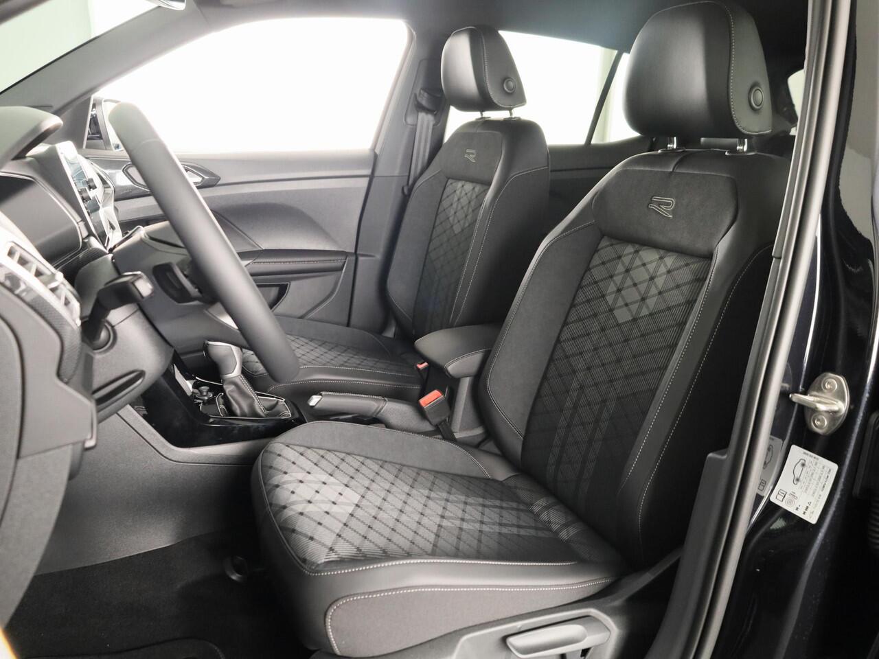 Volkswagen T-Cross R-Line Edition 1.0 TSI 85 kW / 116 PK SUV 7 versn.