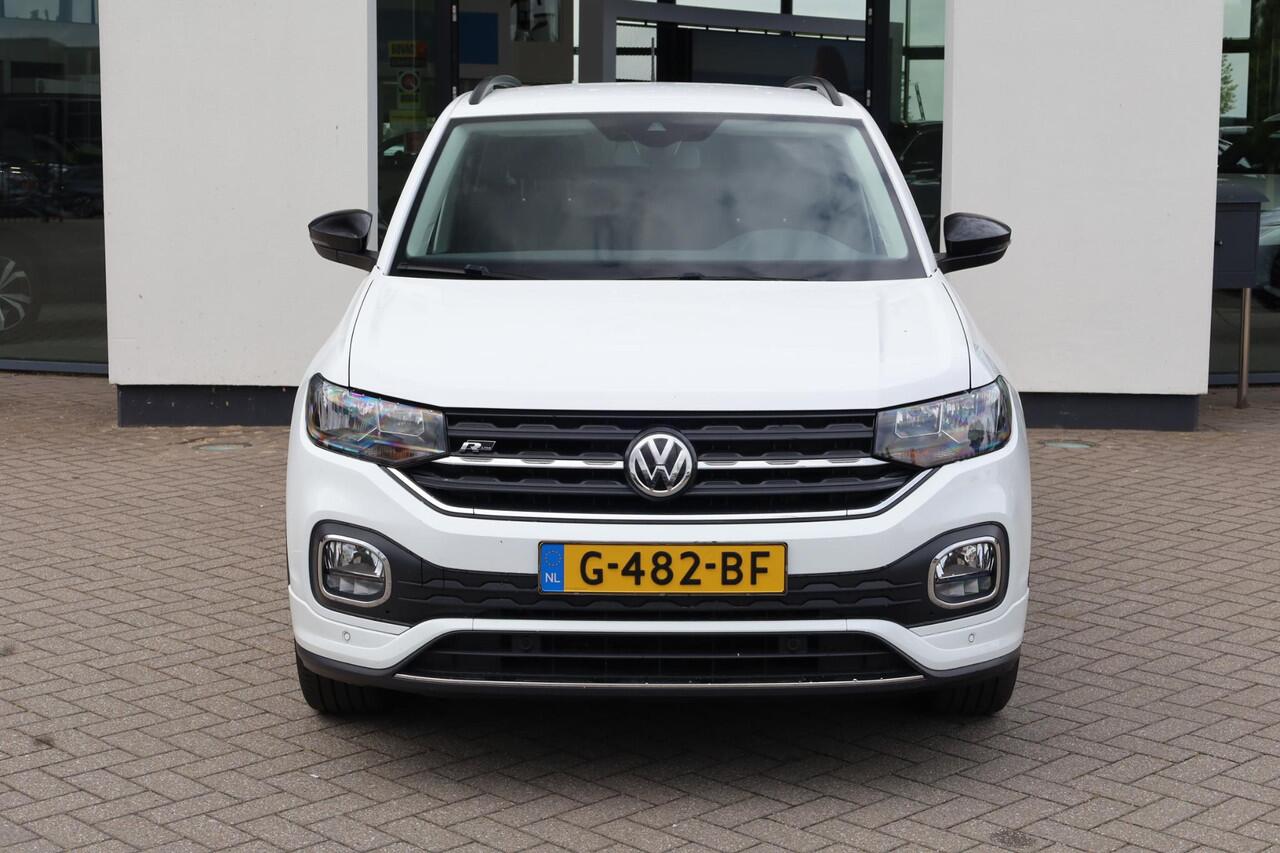Volkswagen T-Cross 1.0 TSI R-Line 95PK / 70kW, Adaptieve cruise control (acc), navigatie, 2-zone climatronic, 17" 'Manila' LMV, dodehoekdetectie (side assist), DAB+, parkeersensoren voor en achter (pdc), elektrisch verstel- en verwarmbare buitenspiegels, digital cockpit pro