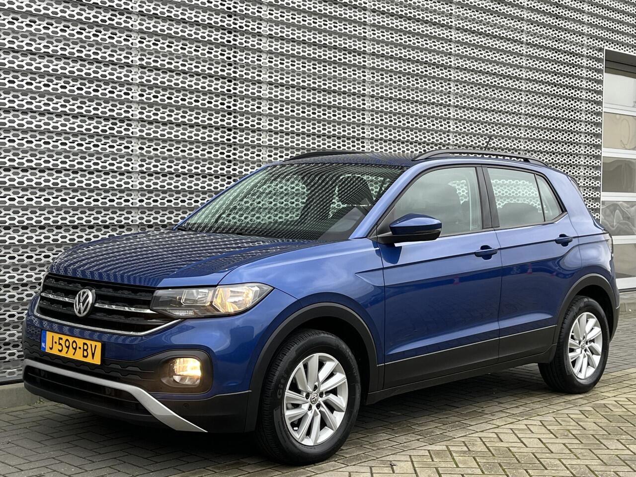 Volkswagen T-Cross 1.0 TSI Life Business / Navigatie / App connect / Parkeersensoren V+A / Trekhaak /