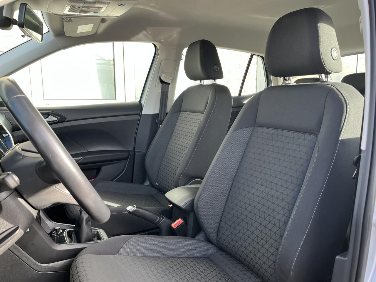 Volkswagen T-Cross 1.0 TSI Life / PARK. SENSOREN/ NAVI/ AIRCO/ 16" LMV