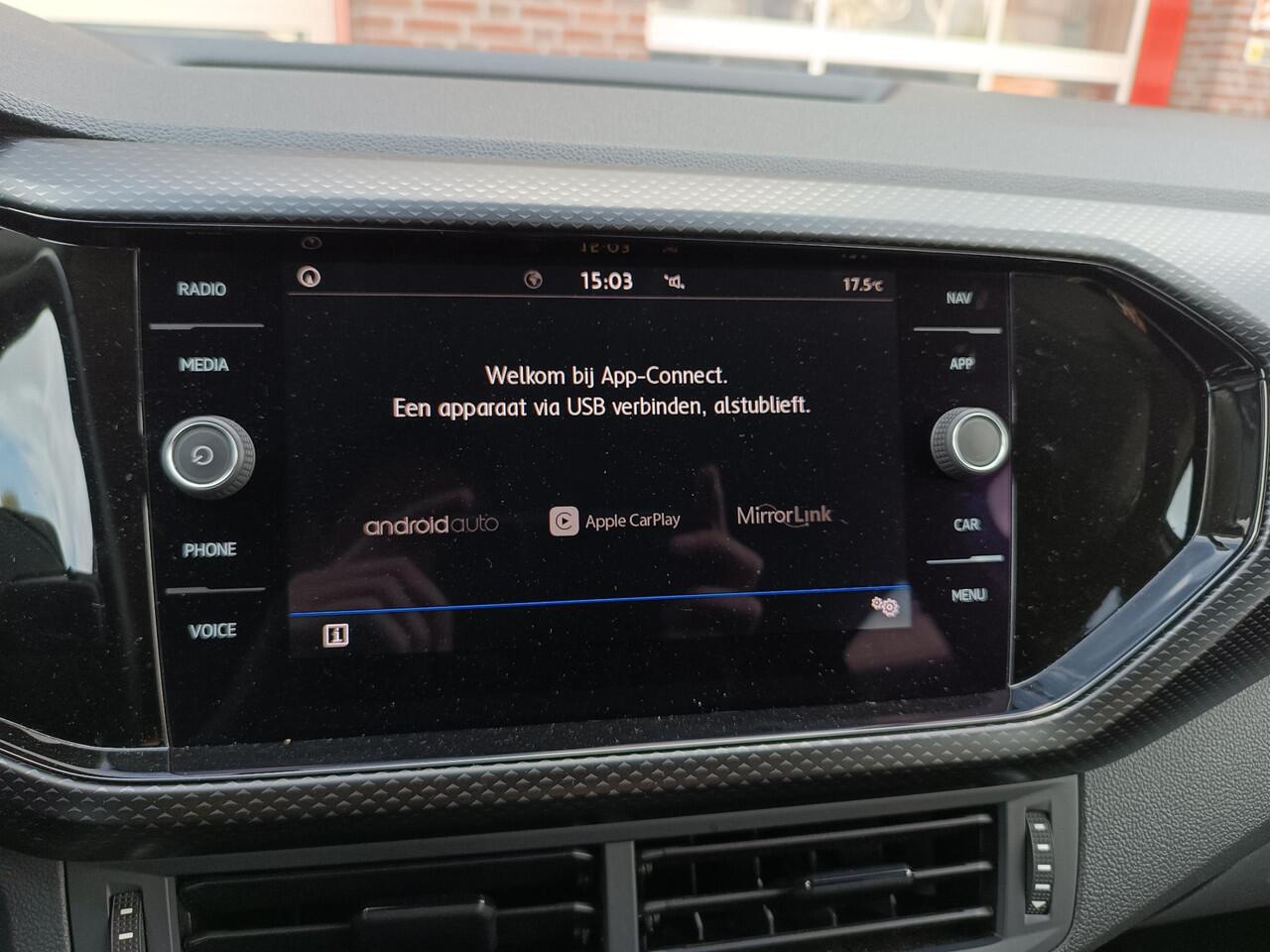 Volkswagen T-Cross 1.0 TSI Style Business R, carplay, adapt. cruise