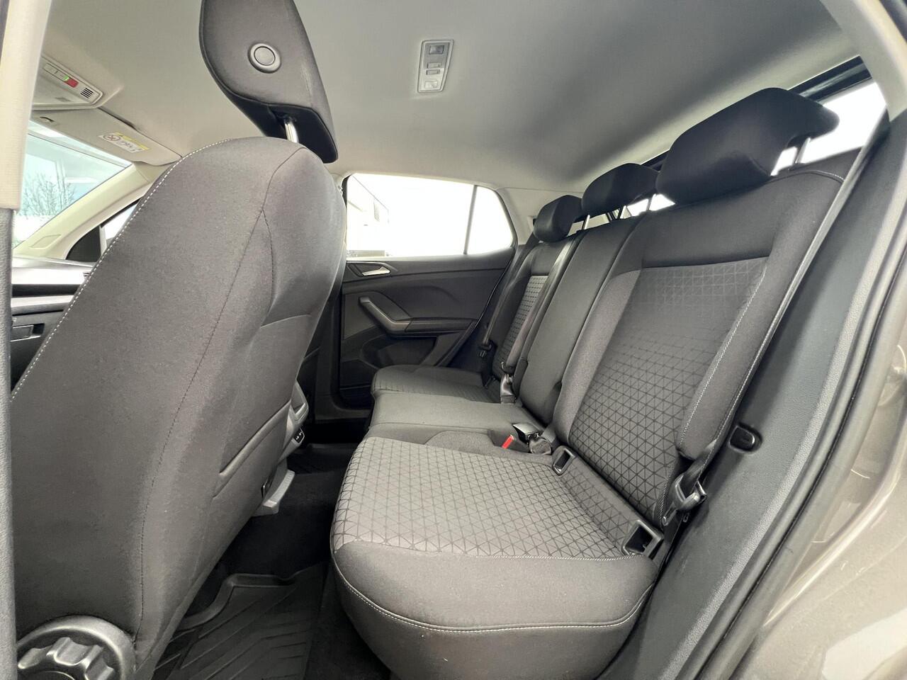 Volkswagen T-Cross 1.0 TSI Life Automaat | Stoelverwarming | Adaptieve Cruise Control | Climate Control