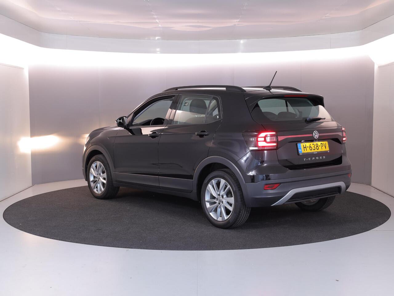 Volkswagen T-Cross 1.0 TSI Life 95pk 5bak| Navi| 17'LM-velgen| Dodehoekdetectie| Camera