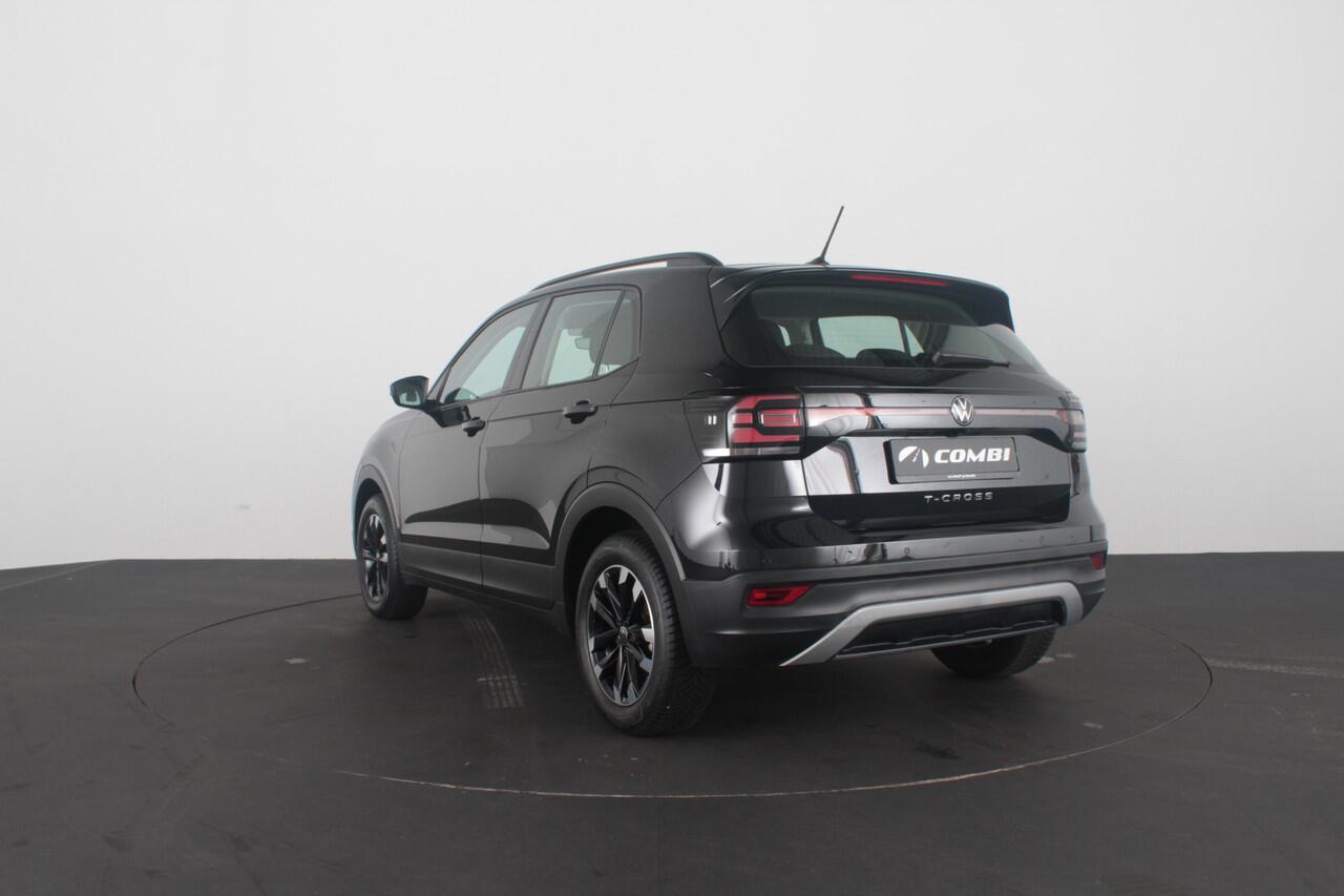 Volkswagen T-Cross 1.0 TSI Life 110pk Camera/Adapt.Cruise/Navi/Sensoren voor+achter