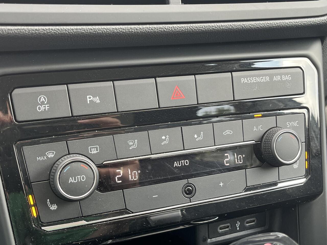 Volkswagen T-Cross 1.0 TSi DSG Life | CLIMA | CAMERA | STOELVERW. |