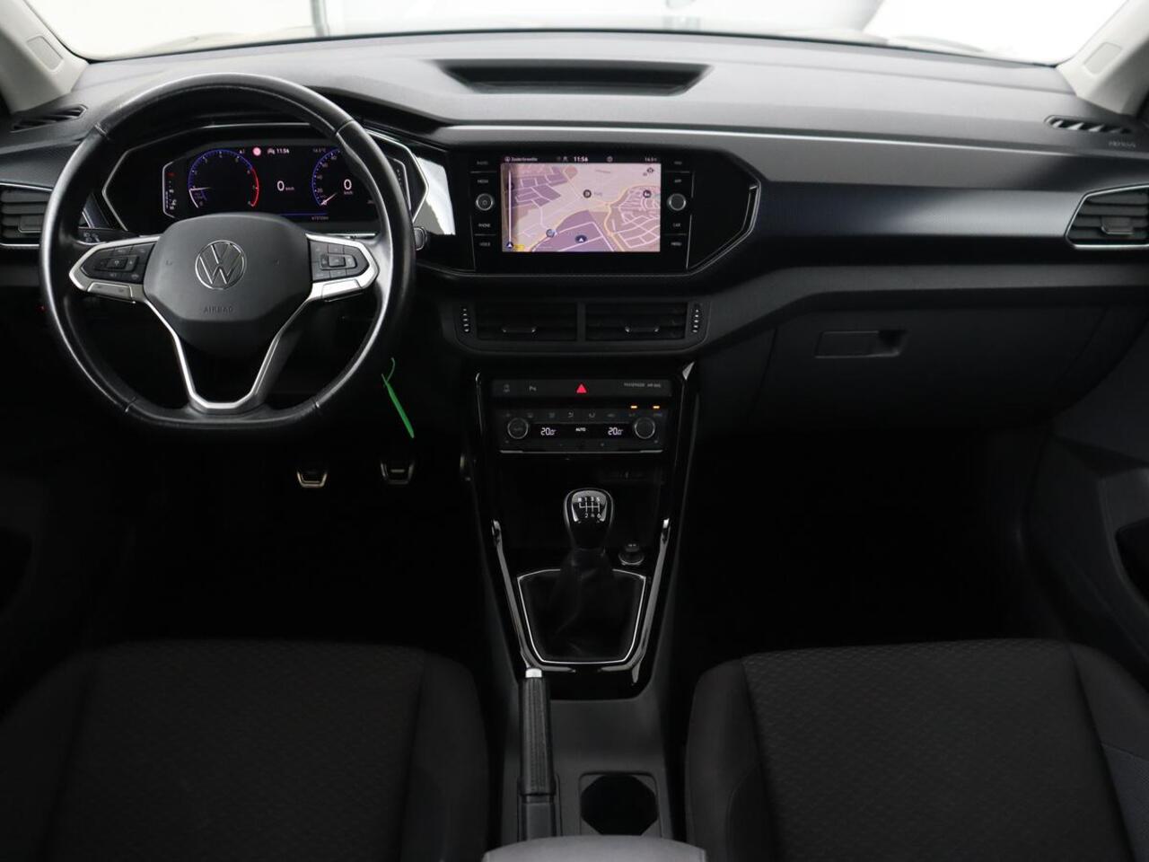 Volkswagen T-Cross 1.0 TSI R-Line | Camera | Carplay | Stoelverwarming | Cruise Control Adaptief | LED koplampen | LMV 18 |