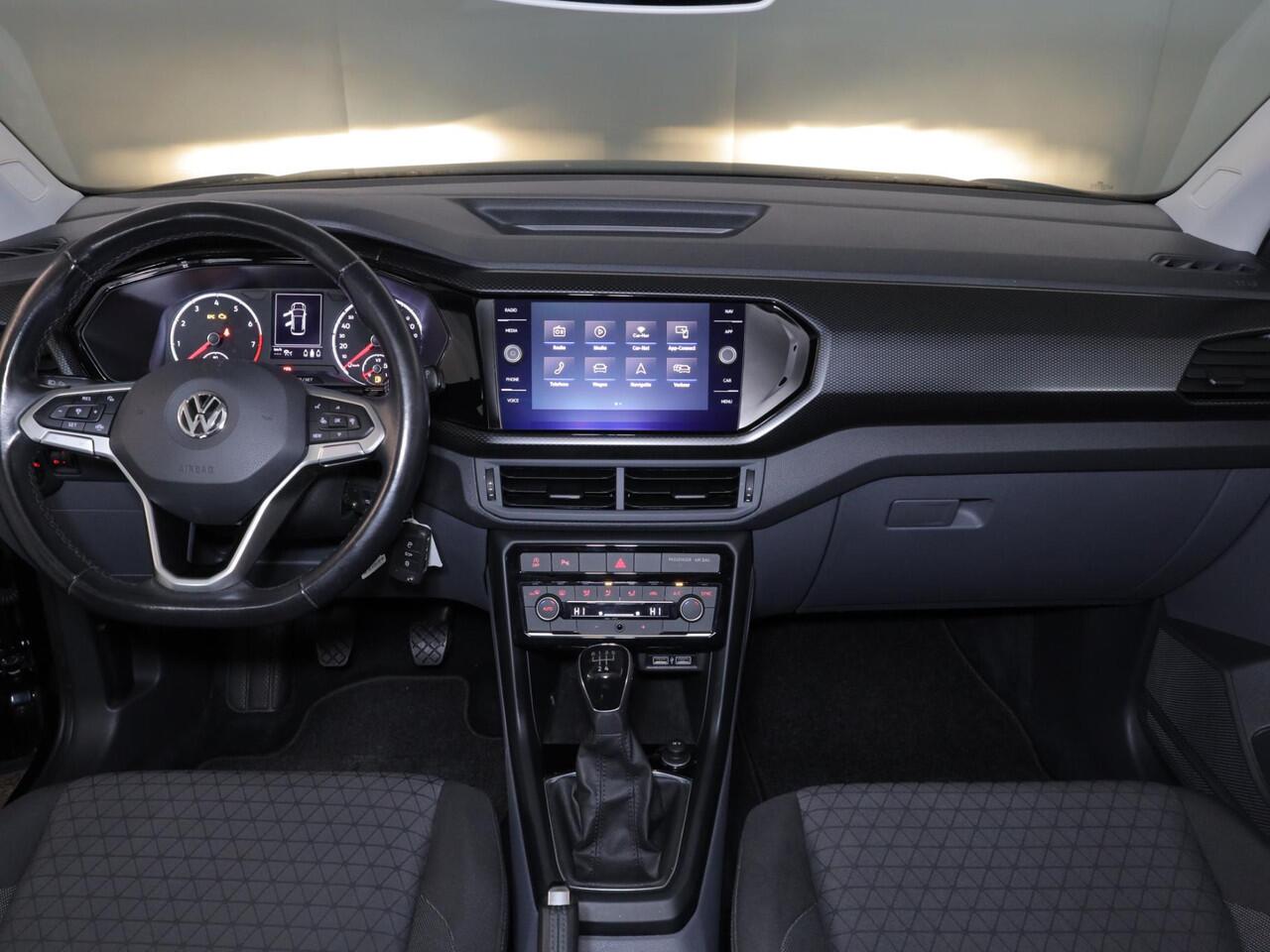 Volkswagen T-Cross 1.0 TSI Life 95pk 5bak| Navi| 17'LM-velgen| Dodehoekdetectie| Camera