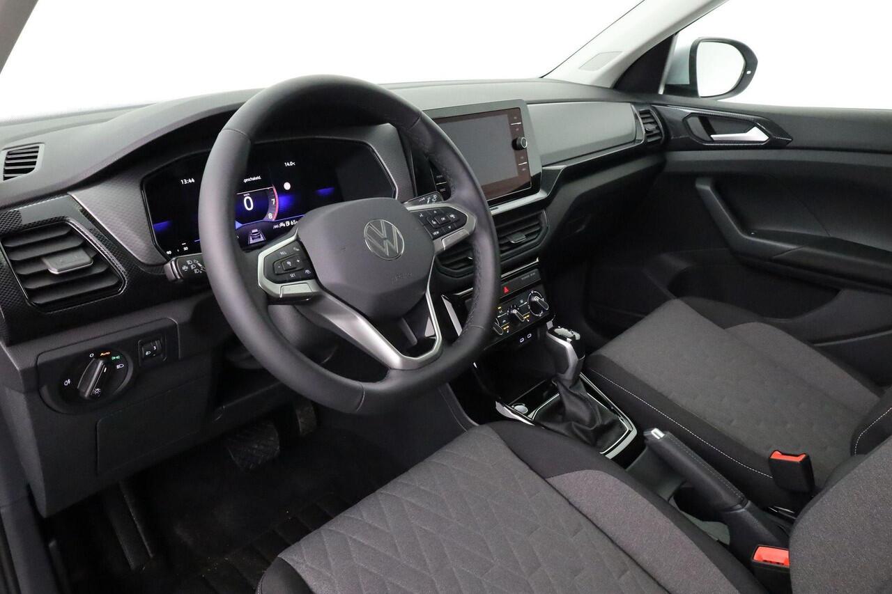 Volkswagen T-Cross Life Edition 1.0 TSI 85 kW / 116 pk DSG | Camera | Stoelverwarming | Keyless | ACC | Privacy glas | 17 inch