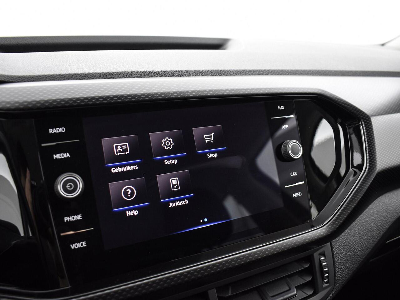 Volkswagen T-Cross 1.0 TSI 110pk DSG Life · Camera · Apple/Android Car Play · Navigatie · P-Sensoren · Airco · 16'' Inch · Garantie t/m 10-10-2027 of 100.000km