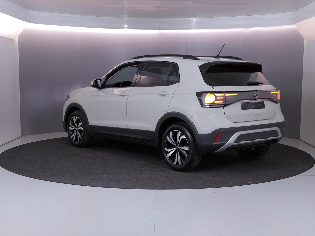 Volkswagen T-Cross Life Edition 1.0 TSI 70 kW / 95 PK SUV 5 versn. Ha