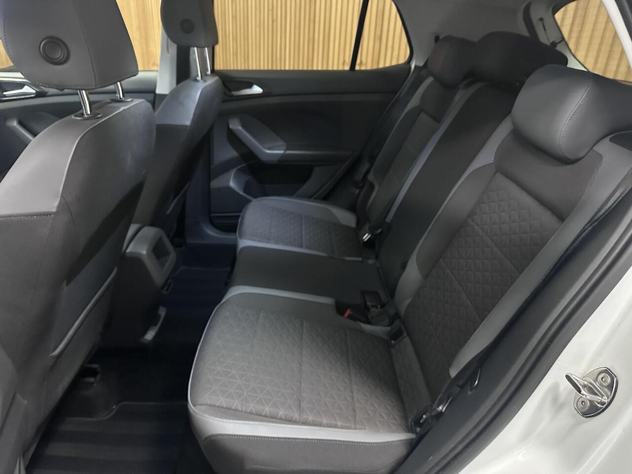 Volkswagen T-Cross 1.0 TSI Style Stoelverwarming | Keyless start