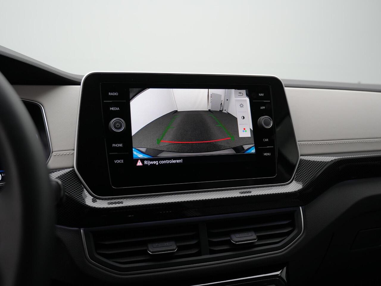 Volkswagen T-Cross 1.0 TSI 115 pk DSG Style Edition | IQ Light | Achteruitrijcamera | Navigatie | Stoelverwarming | Adaptive Cruise