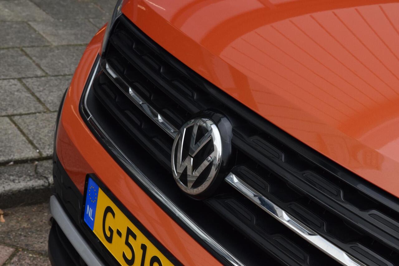 Volkswagen T-Cross 1.0 TSI Style|Led|18"|ACC|Virtual|Carplay