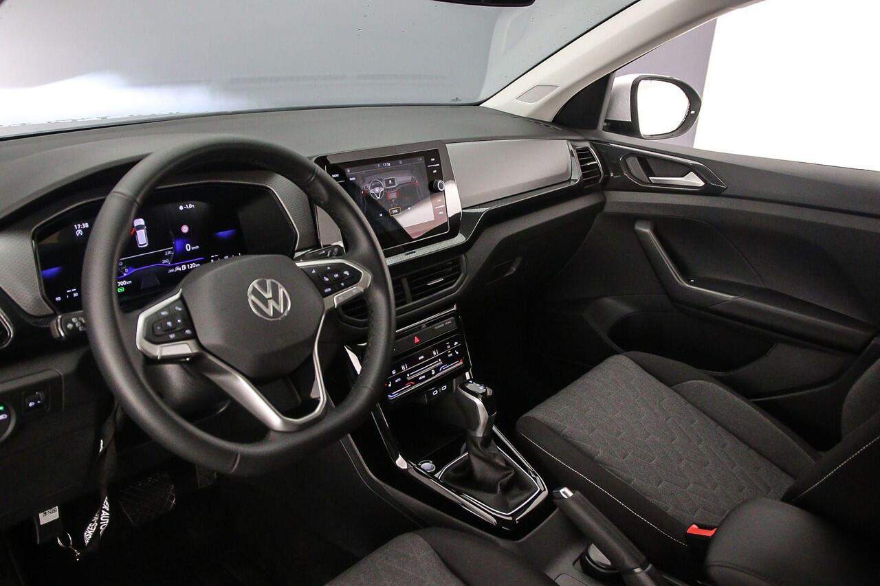 Volkswagen T-Cross Life Edition 1.0 TSI 115pk DSG Automaat Adaptive cruise control, Achteruitrijcamera, LED koplampen, Stoelverwarming, Parkeersensoren, App connect