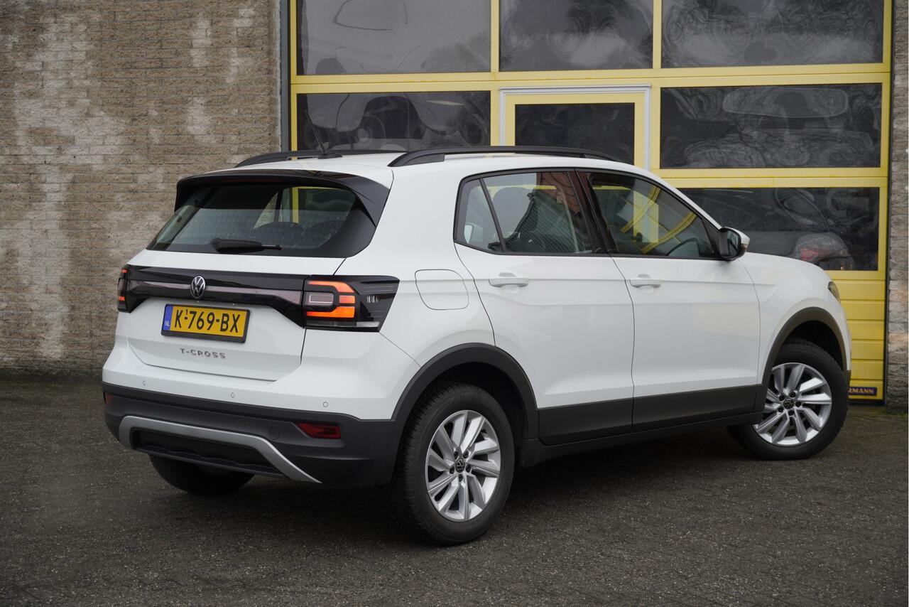 Volkswagen T-Cross 1.0 TSI Life Business BJ2020 Lmv 16" | Led | Pdc | Navi | App-Connect | Climate control | Cruise control | Getint glas