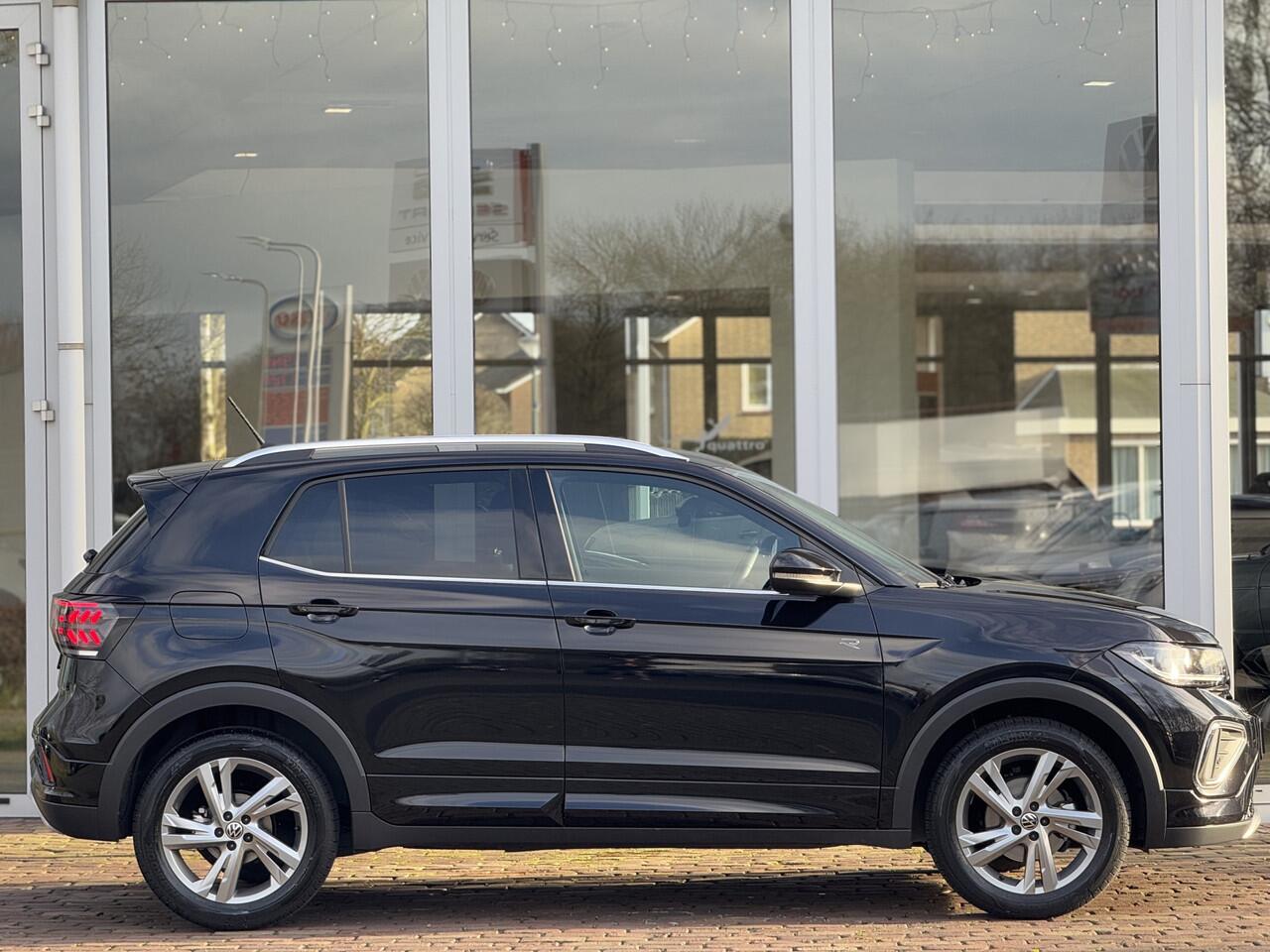 Volkswagen T-Cross 1.5 TSI R-Line | Trekhaak | Camera | ACC