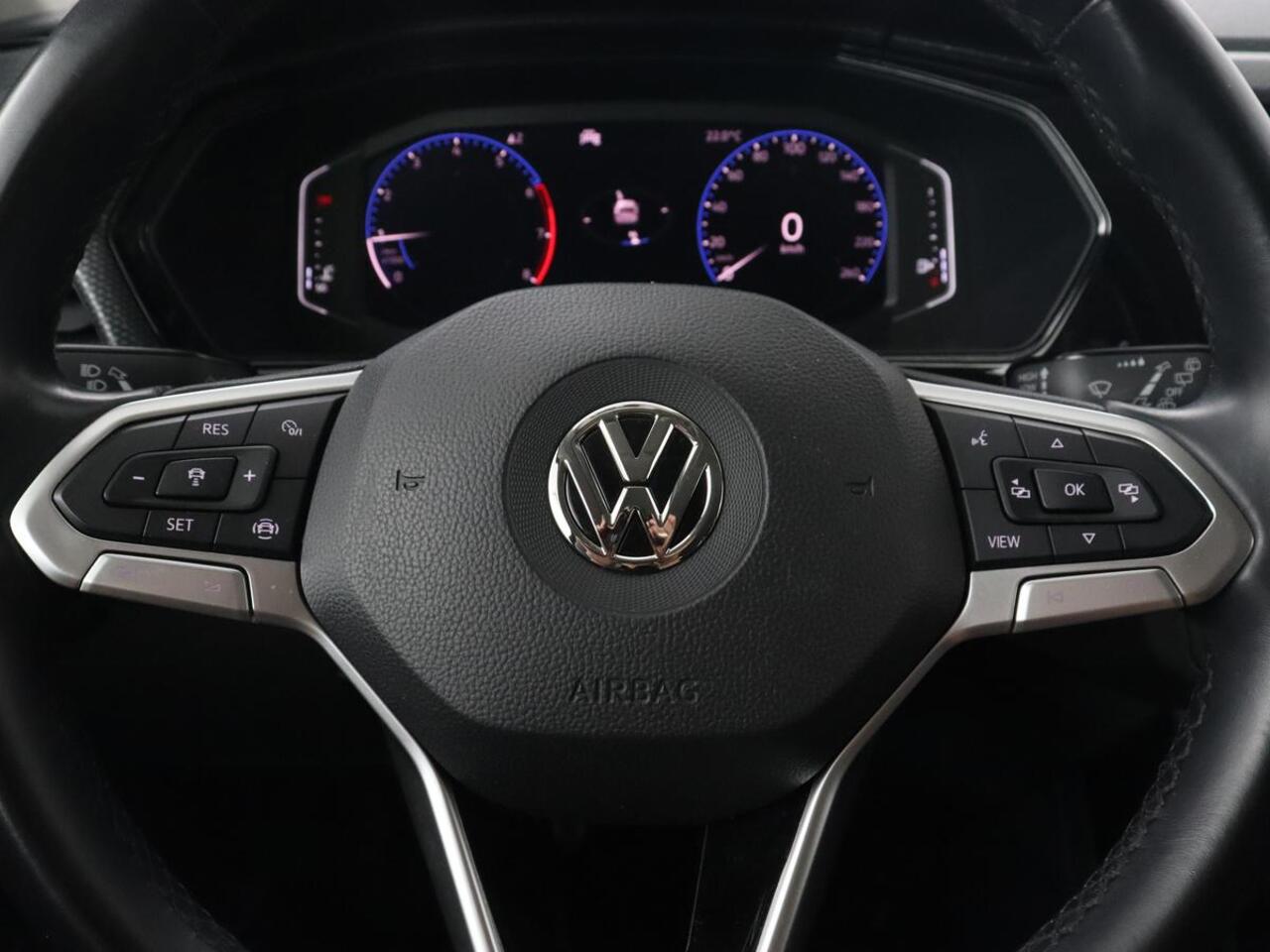 Volkswagen T-Cross 1.0 TSI Life | Carplay | Navigatie | Keyless | Virtual Cockpit | Climate control | Adaptive cruise | Dodehoek detectie | Getint glas