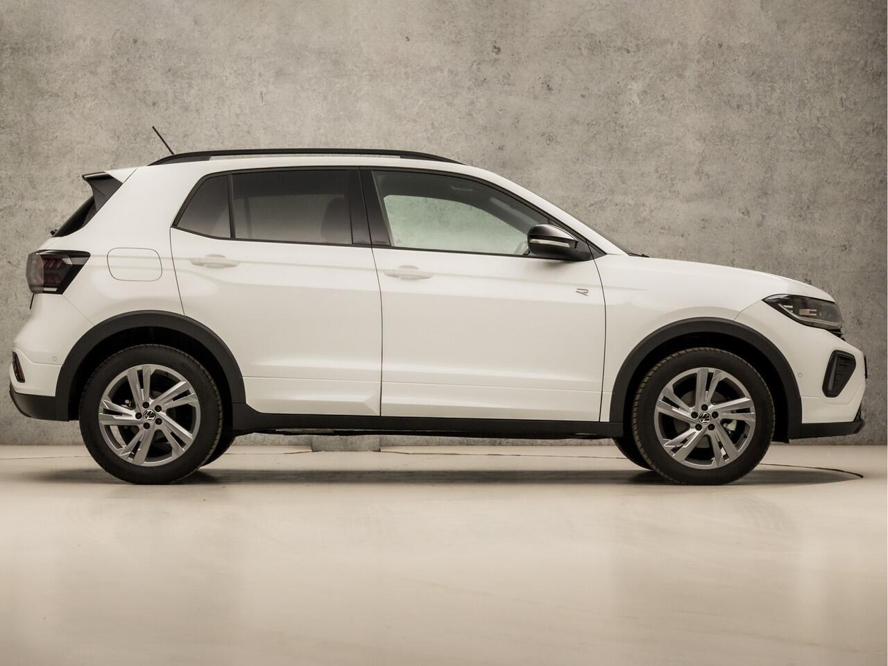 Volkswagen T-Cross 1.5 TSI R-Line 150Pk Automaat (2X R-LINE, APPLE CARPLAY, GROOT NAVI, GRILL VERLICHT, STOELVERWARMING, ALCANTARA, GETINT GLAS, IQ LIGHT, ADAPTIVE CRUISE, NIEUWSTAAT)