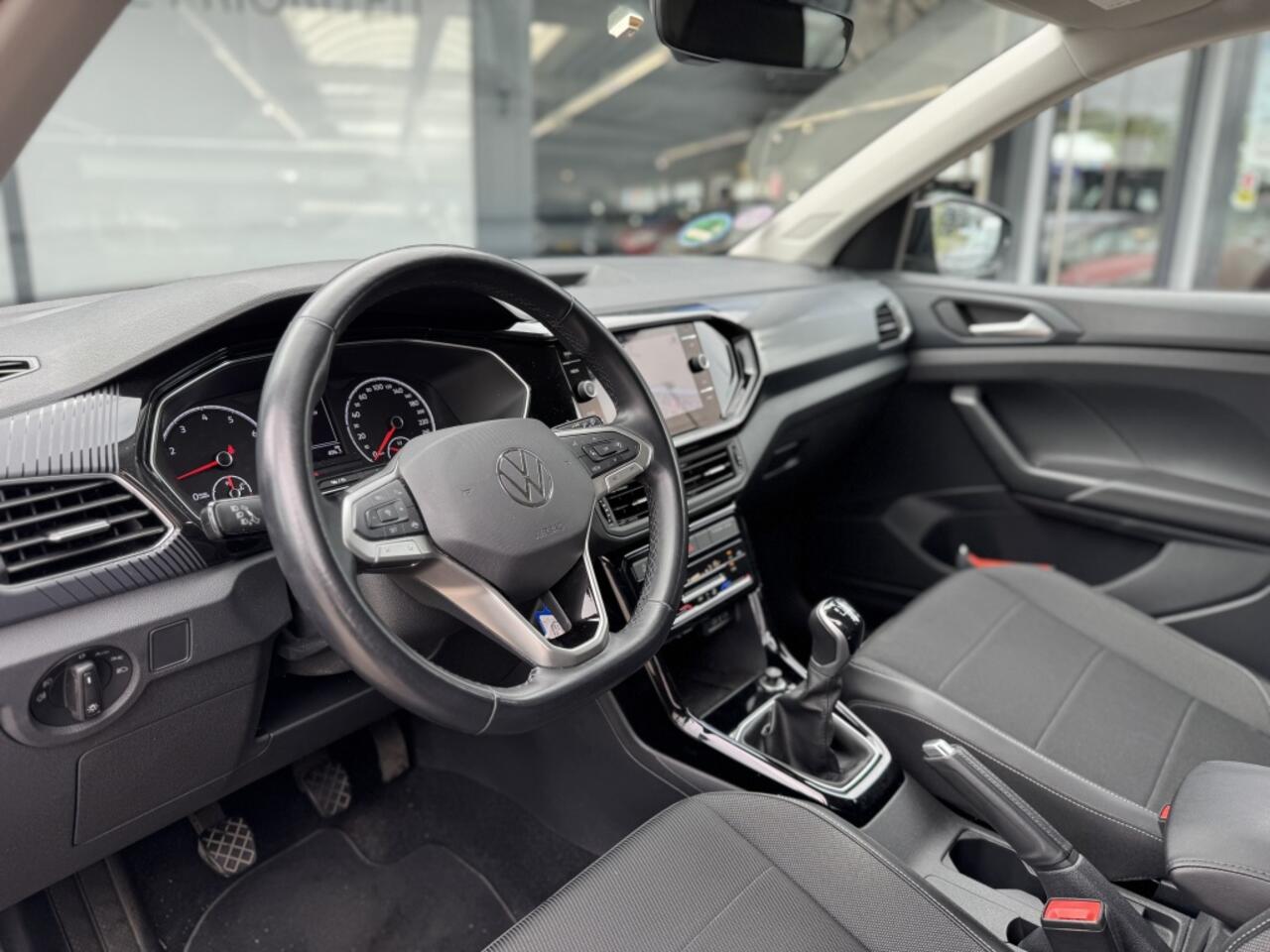 Volkswagen T-Cross 1.0 TSI Style | LED | 18" | Camera | ACC