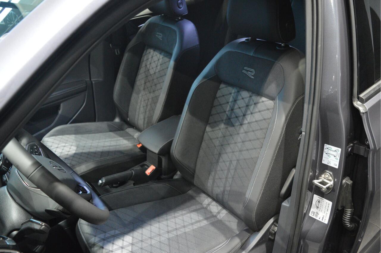 Volkswagen T-Cross 1.0 TSI 3X R-LINE cruise app connect camera trekhaak !!