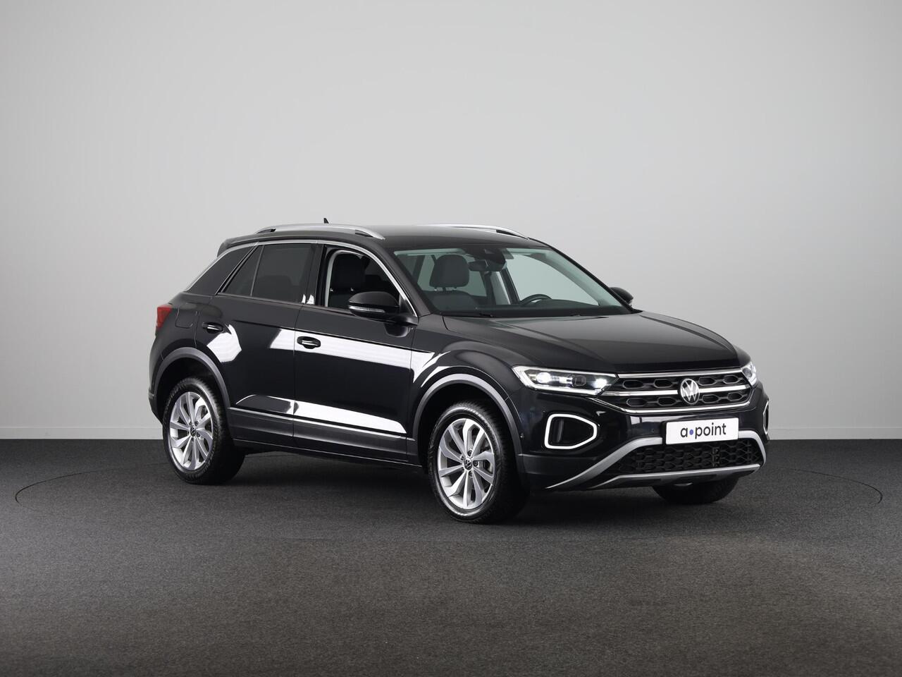Volkswagen T-Roc 1.5 TSI Style 150 PK DSG | Private lease vanaf ¤ 609,- pm | Trekhaak afneembaar | Navigatie | Stoel verwarming en massage | Leer/Alcantara |
