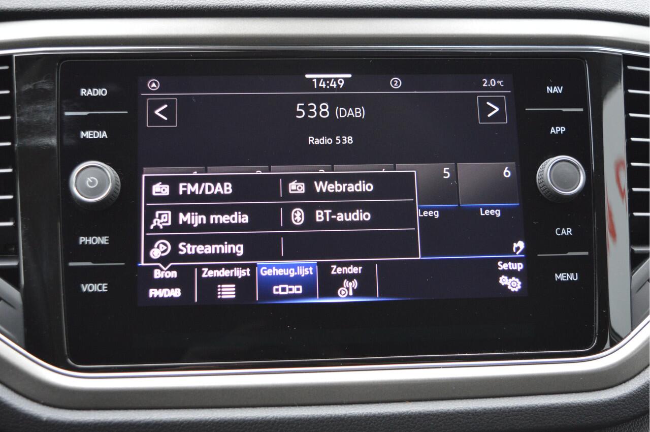 Volkswagen T-Roc 1.5 TSI Style Automaat NL-auto / Clima / Adaptieve cruise