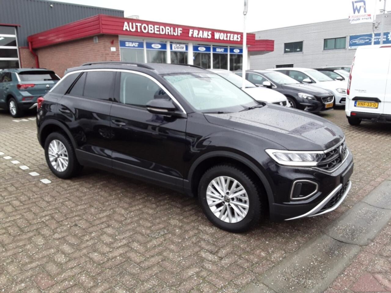 Volkswagen T-Roc 1.O TSI LIFE / NAVI / VIRTUEL COCKPIT / NW. MODEL